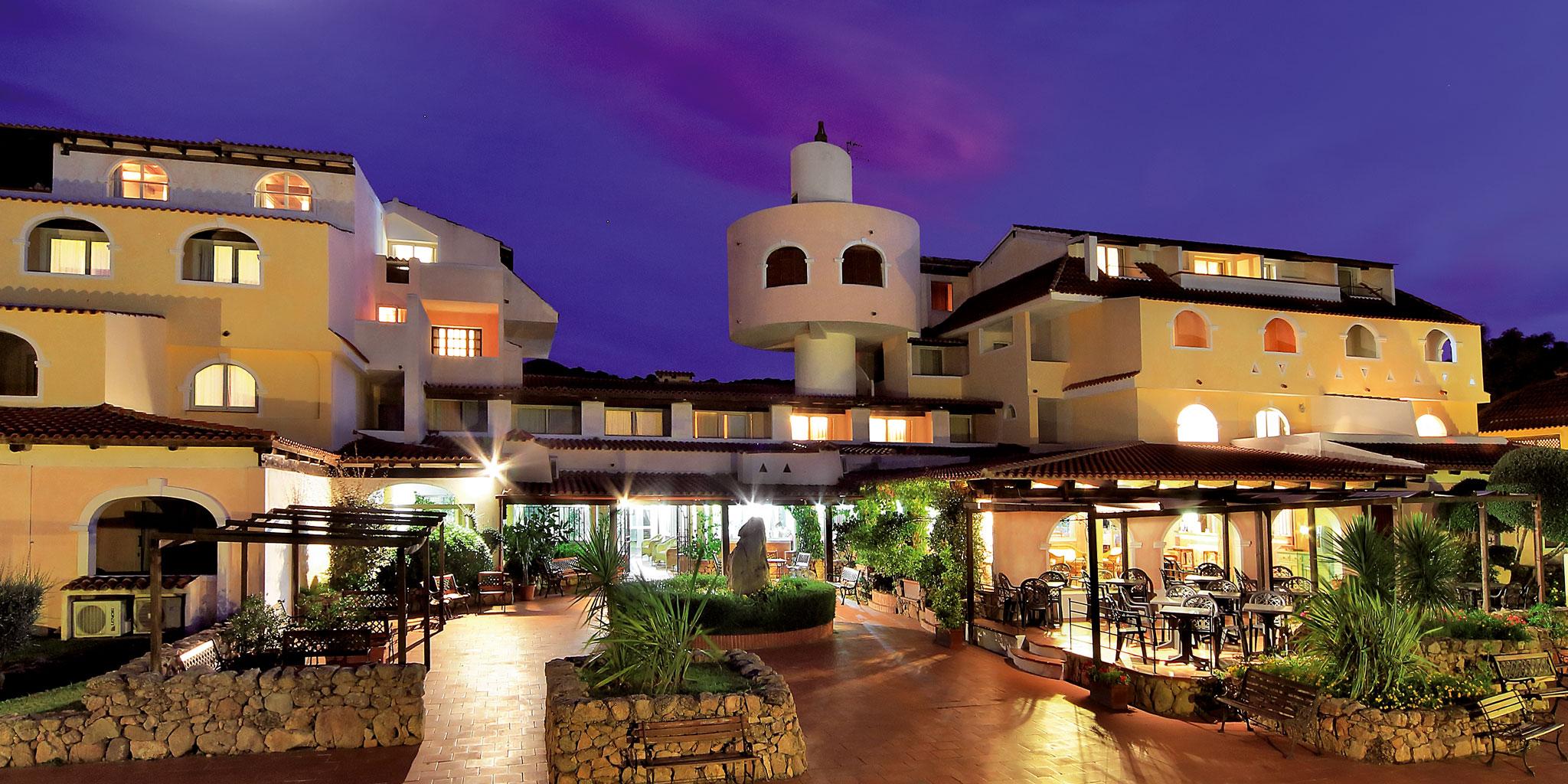 Colonna Beach Hotel Marinella มาริเนลลา ภายนอก รูปภาพ