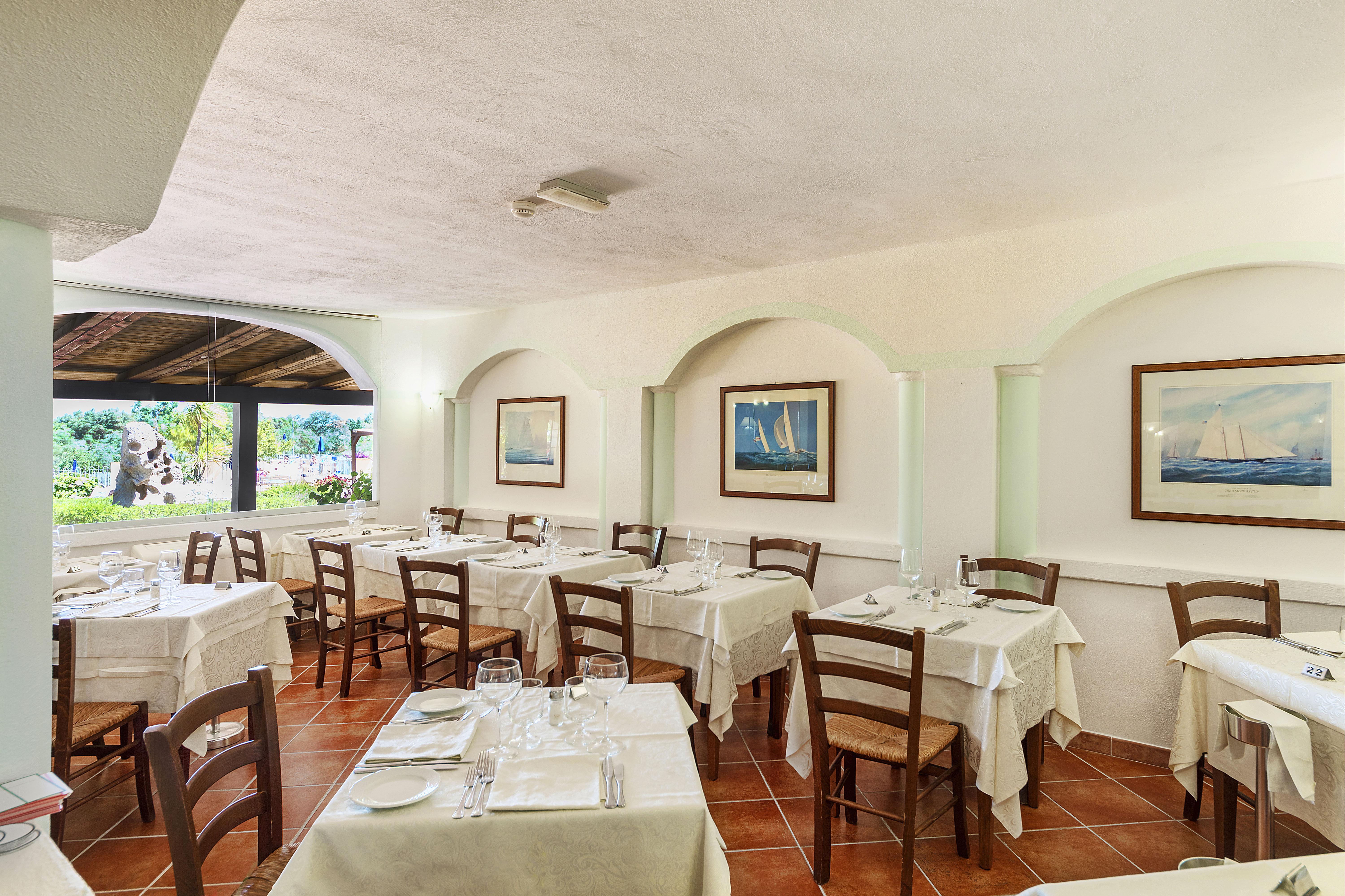 Colonna Beach Hotel Marinella มาริเนลลา ภายนอก รูปภาพ
