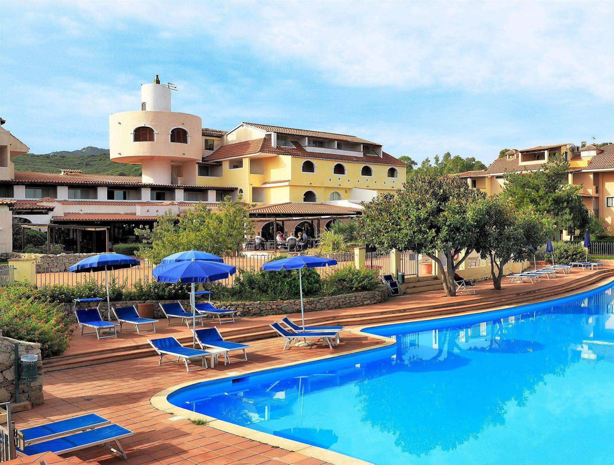 Colonna Beach Hotel Marinella มาริเนลลา ภายนอก รูปภาพ