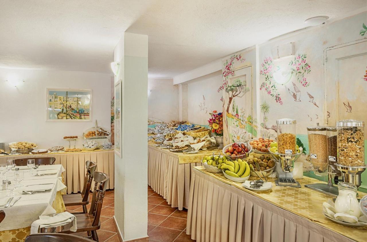 Colonna Beach Hotel Marinella มาริเนลลา ภายนอก รูปภาพ